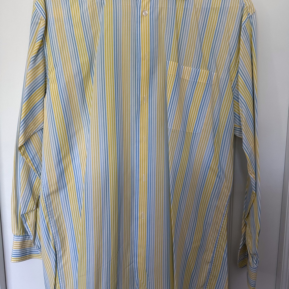 Nautica Men’s Dress shirt size 15.5 32/33 color blue,yellow and white